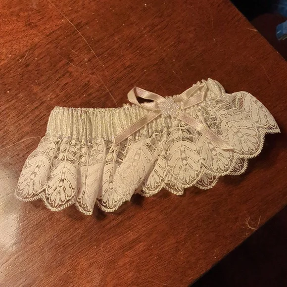 Petra Fashion 3 piece set - Picture 7 of 7